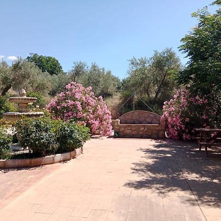 Finca Los Villegas Castril Esterno foto